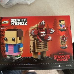 Lego Brick Headz Stranger Things Brand New Never Open 40539